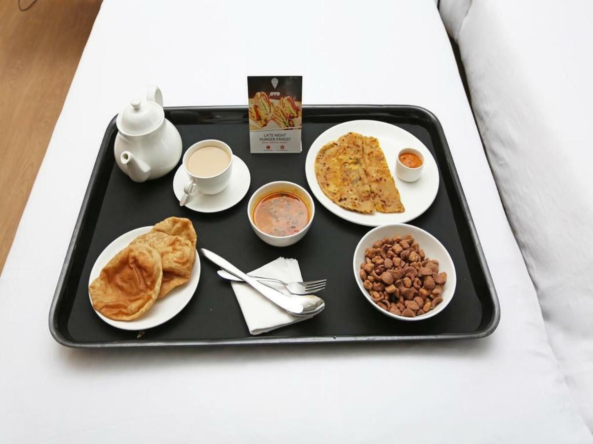Oyo 29755 Hotel Jammu Airlines Eksteriør bilde